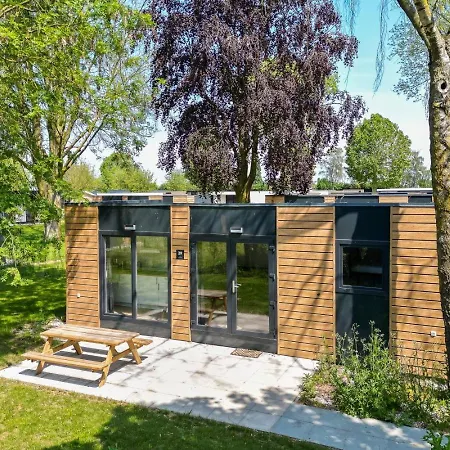 Cube Voor Vier Personen In *