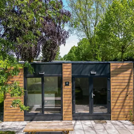 Cube Voor Vier Personen In *